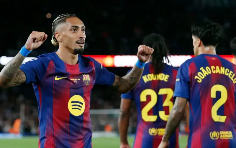 بسبب اتفاق سابق .. الأهلي يتصدر الترشيحات لمواجهة برشلونة في كأس جوان جامبر